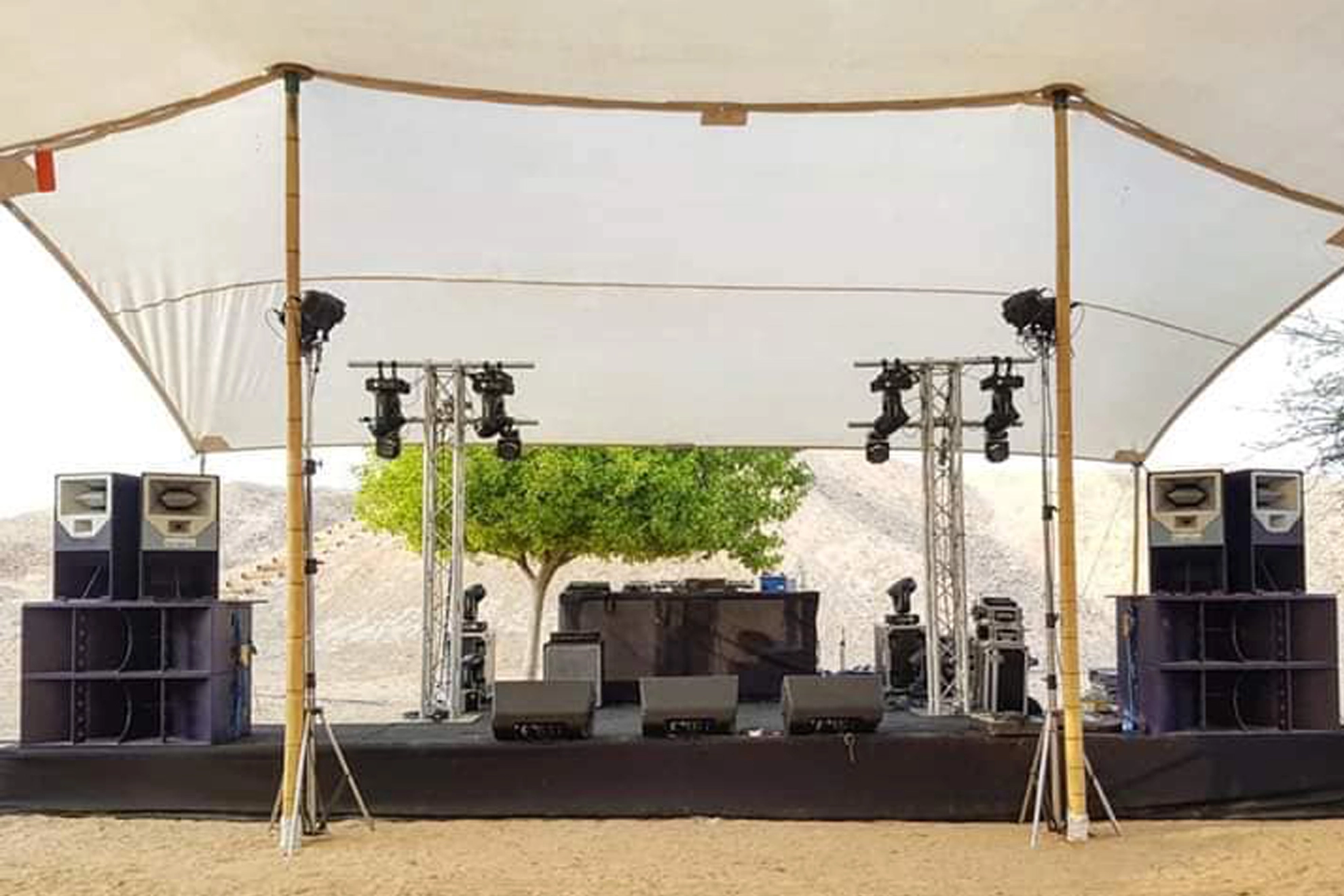 מערכת הגברה למסיבות גדולות