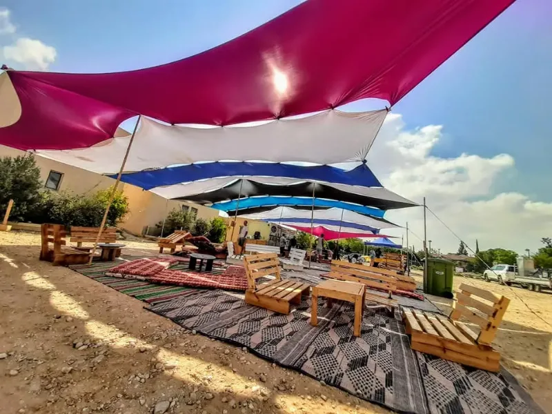 פינות זולה עם תאורת לילה לחתונה ומסיבת טבע - סאן תבל